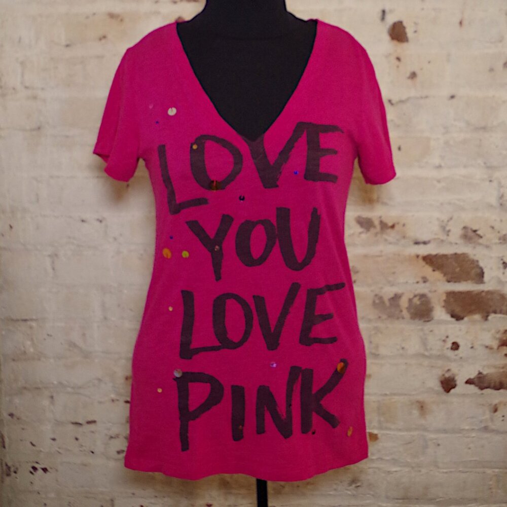 VS PINK Love You Love Pink V Neck